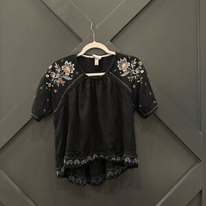 Knox Rose Embroidered Black Blouse